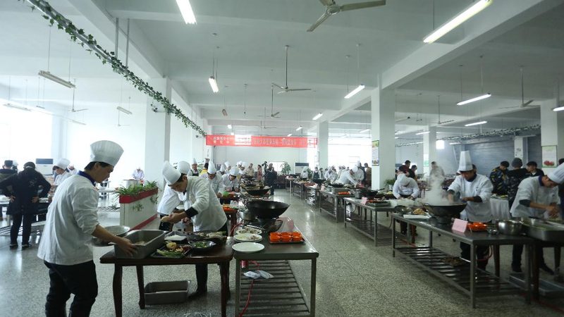 食堂食材配送，如何看懂最新报价表？**